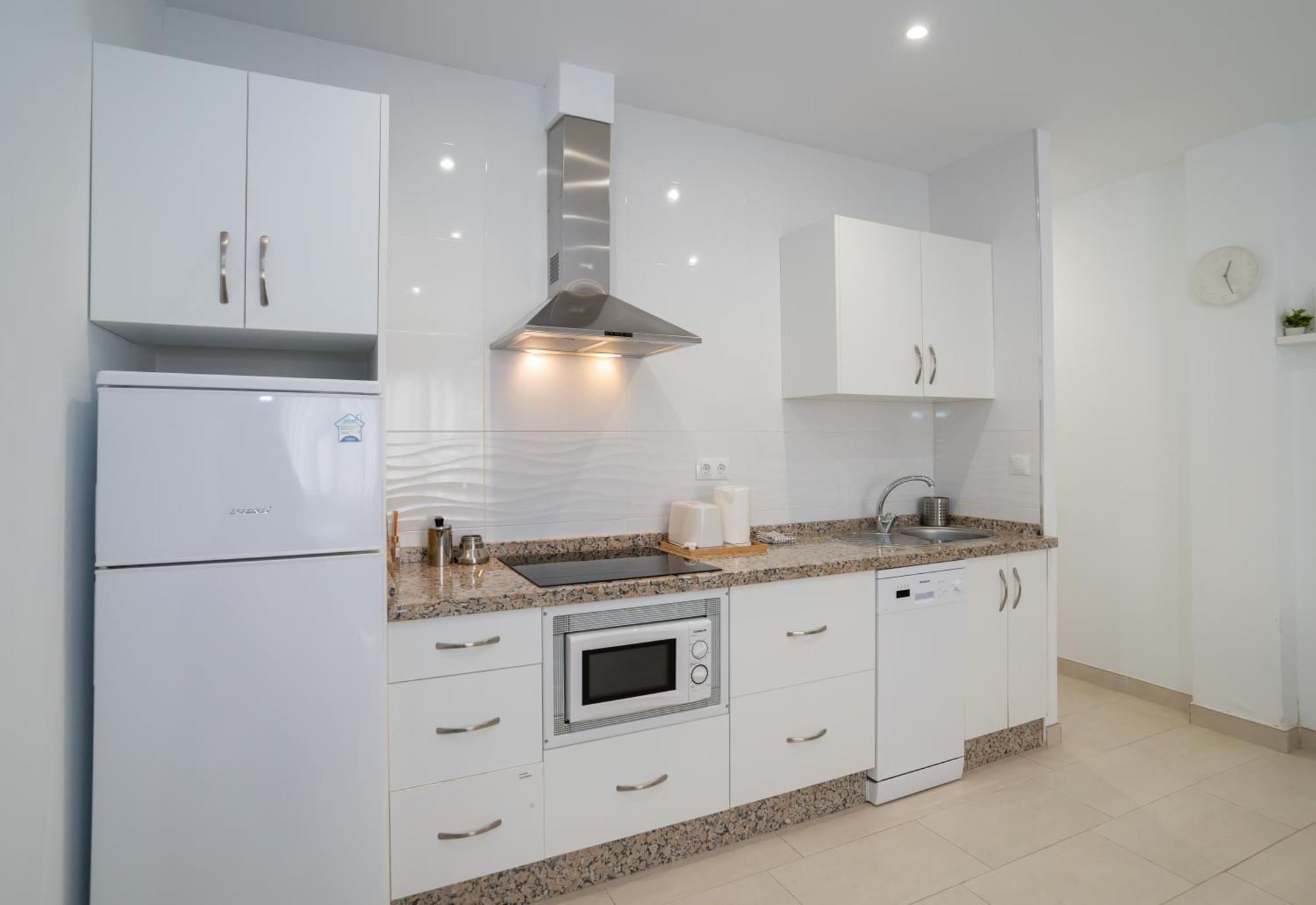 Mrv Apartamento Al Lado De La Playa Con Parking ベナルマデナ エクステリア 写真