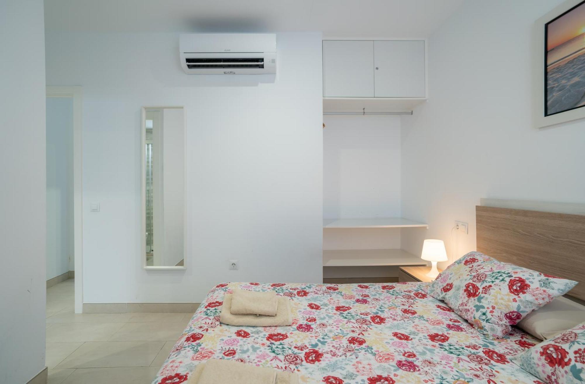 Mrv Apartamento Al Lado De La Playa Con Parking ベナルマデナ エクステリア 写真