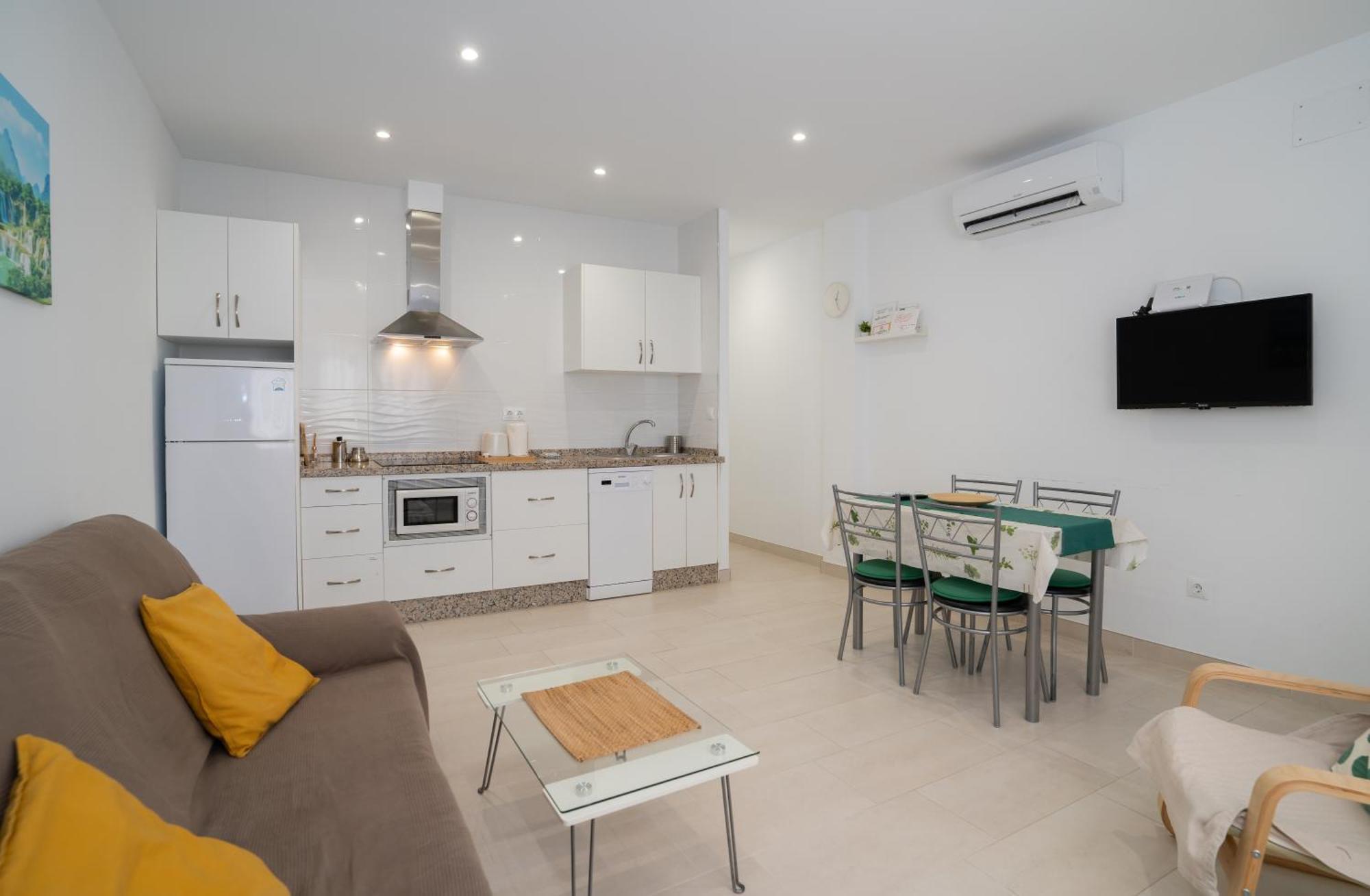 Mrv Apartamento Al Lado De La Playa Con Parking ベナルマデナ エクステリア 写真